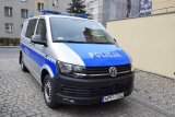 zdjęcie przedstawia policyjny radiowóz