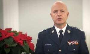 na zdjęciu komendant główny policji