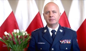 na zdjęciu komendant główny policji