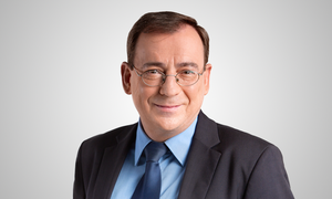 na zdjęciu Minister Spraw Wewnętrznych i Administracji