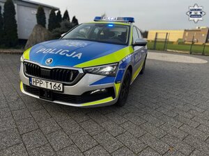 na zdjęciu radiowóz